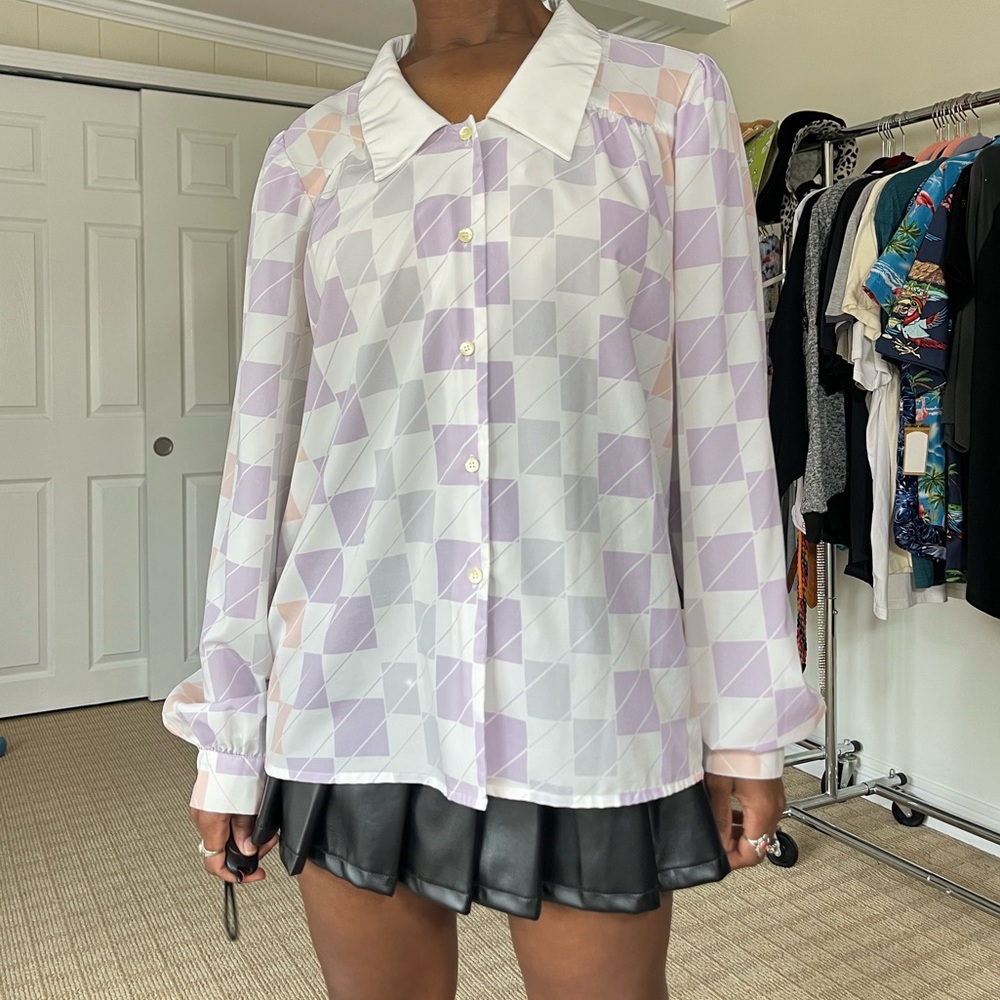Vintage office attire! Pink, gray, and purple. Size 16 Small stain on the collar - Picture 2 of 7